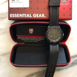 LUMINOX Blackout Navy Seals Watch!